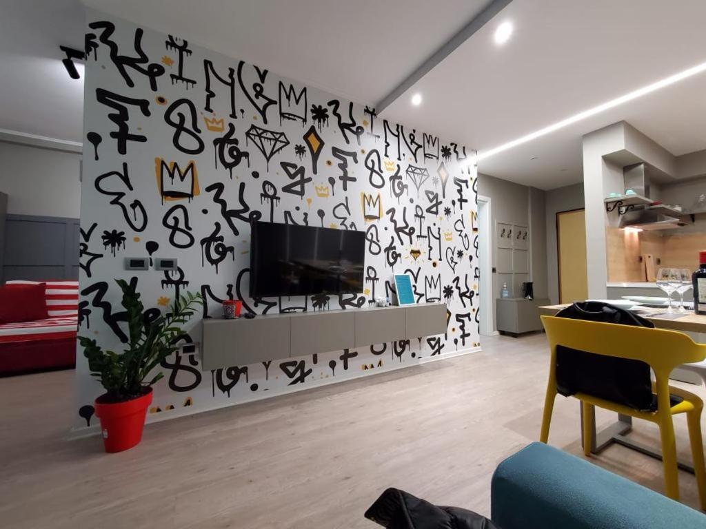 Helga'S Deluxe 3 Apartment Τίρανα Εξωτερικό φωτογραφία